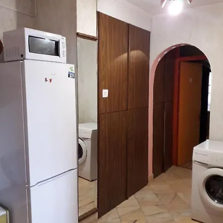 1br Budget Near *